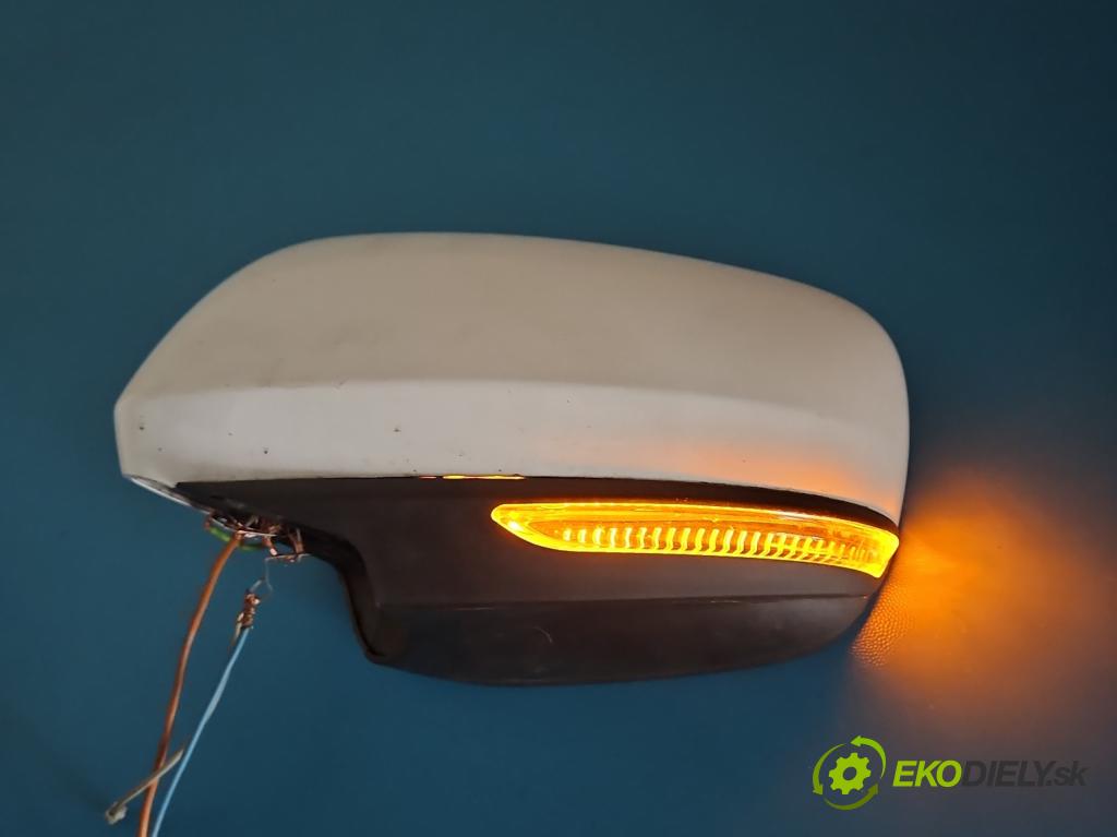 Renault Kadjar 2015-2022 1.2 131 HP manual 96 kW 1197 cm3 5- zrkadlo ľavé  (Kľučka dverí ostatné)