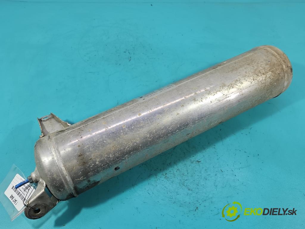 Audi Q7 2005-2015 4.2 TDI 326KM automatic 240 kW 4134 cm3 5- Nádrž: vzduchu 7L0616201A (Obal vzduchového filtra)