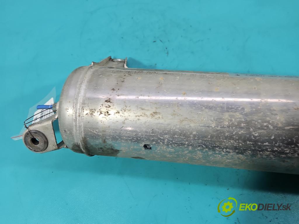 Audi Q7 2005-2015 4.2 TDI 326KM automatic 240 kW 4134 cm3 5- Nádrž: vzduchu 7L0616201A (Obal vzduchového filtra)