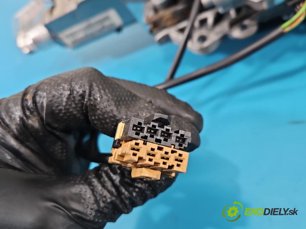 Audi Q7 2005-2015 4.2 TDI 326KM automatic 240 kW 4134 cm3 5- Stĺpik volant 7L8419501AF (Tyč riadenia (volantu))