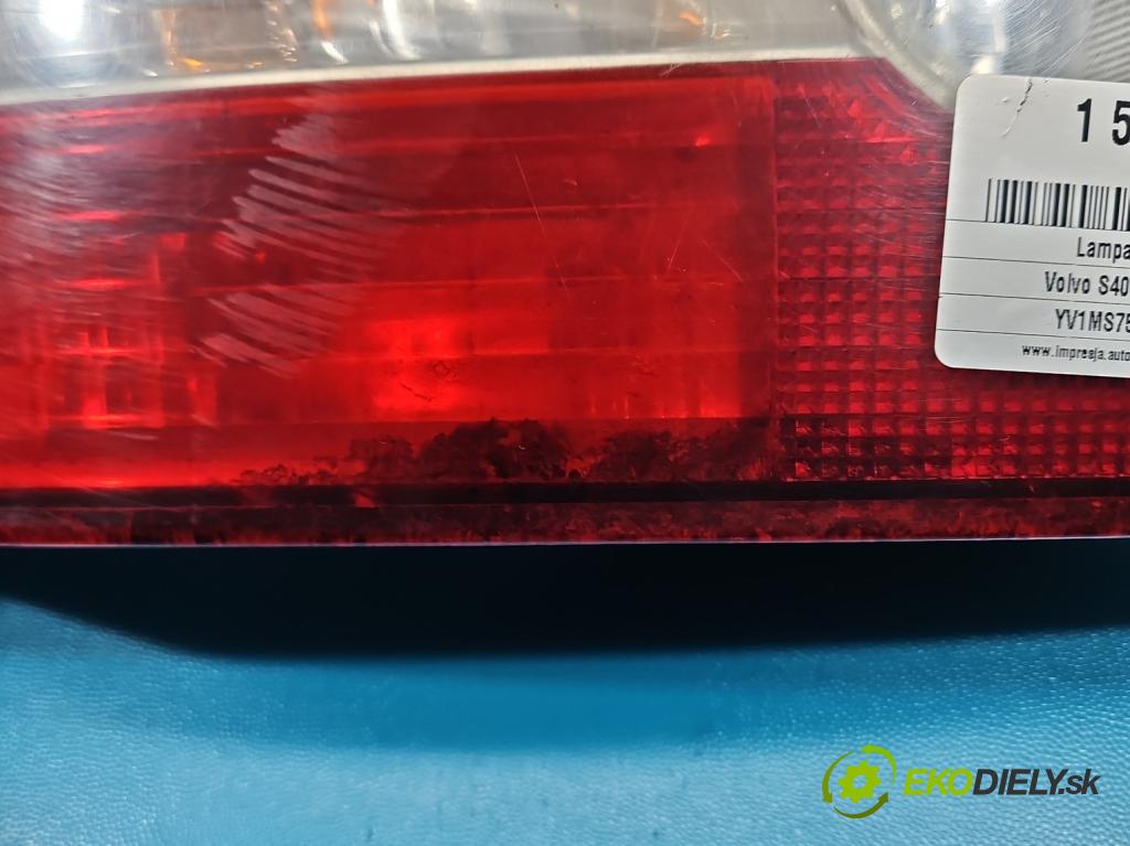 Volvo S40 II 2004-2012 2.0d 136 HP manual 100 kW 1997 cm3 4- svetlo / reflektor zadné ľavé  (Kľučka dverí ostatné)