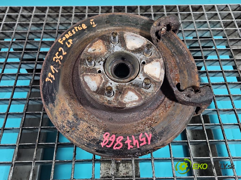 Subaru Forester II SG 2002-2008 2.0 boxer 125 hp manual 92 kW 1994 cm3 5- náboj levé  (Náboj kola)