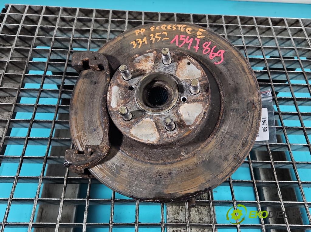 Subaru Forester II SG 2002-2008 2.0 boxer 125 hp manual 92 kW 1994 cm3 5- náboj pravé  (Náboj kola)