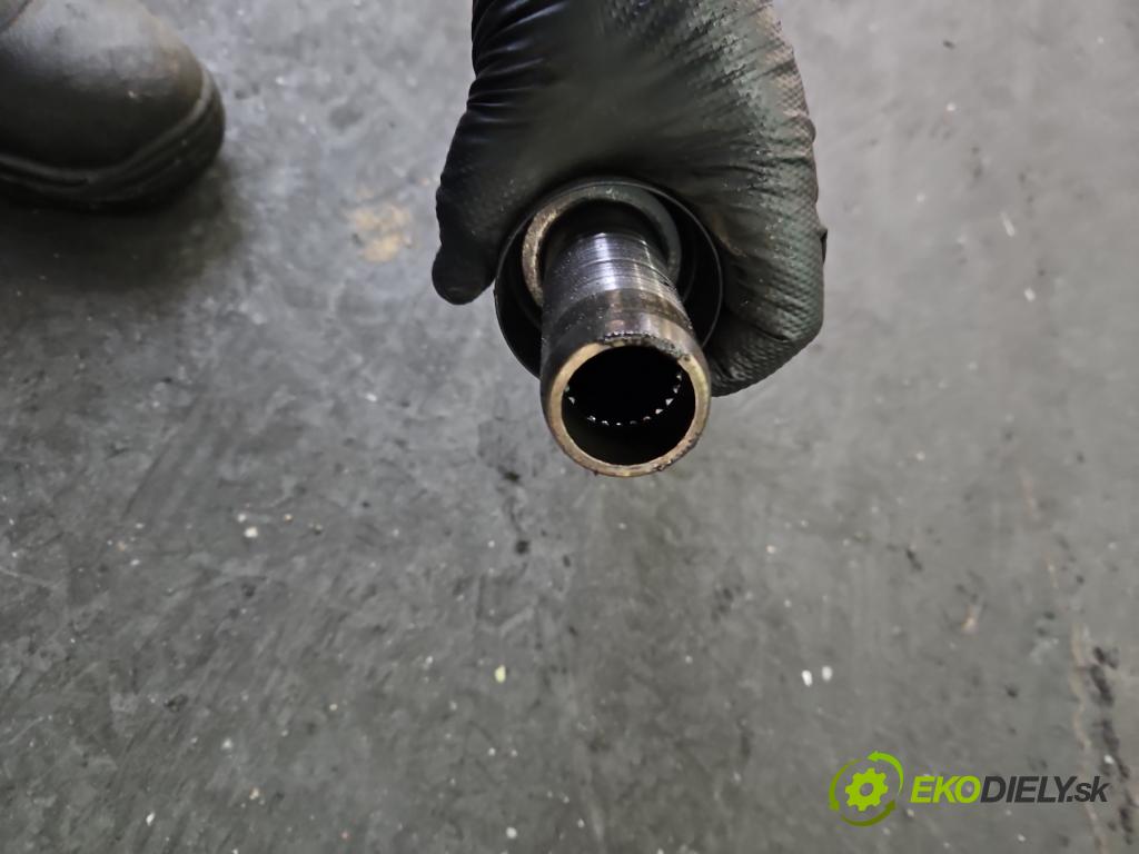 Subaru Forester II SG 2002-2008 2.0 boxer 125 HP manual 92 kW 1994 cm3 5- Hřídel: zadné  (Kardaňový hriadeľ)