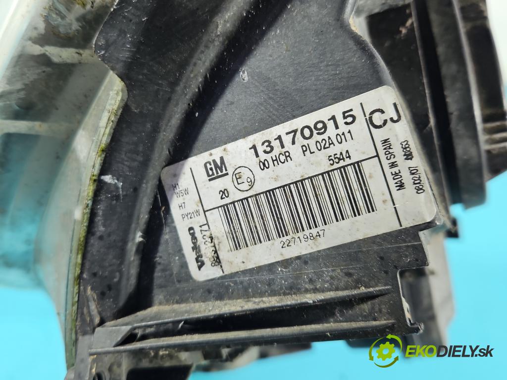 Opel Vectra C 2002-2008 1.9 cdti 120 hp manual 88 kW 1910 cm3 5- světlo levý 13170915 (Klika dveří ostatní)