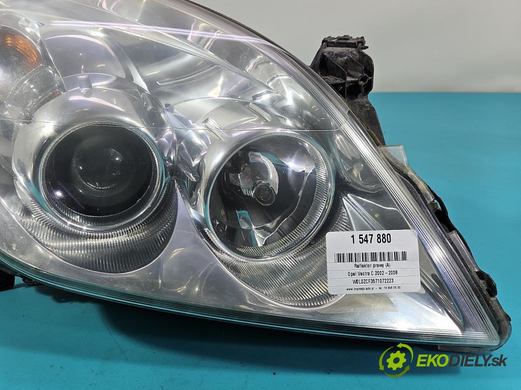 Opel Vectra C 2002-2008 1.9 cdti 120 HP manual 88 kW 1910 cm3 5- Reflektor: pravý  (Svetlo predné pravé)