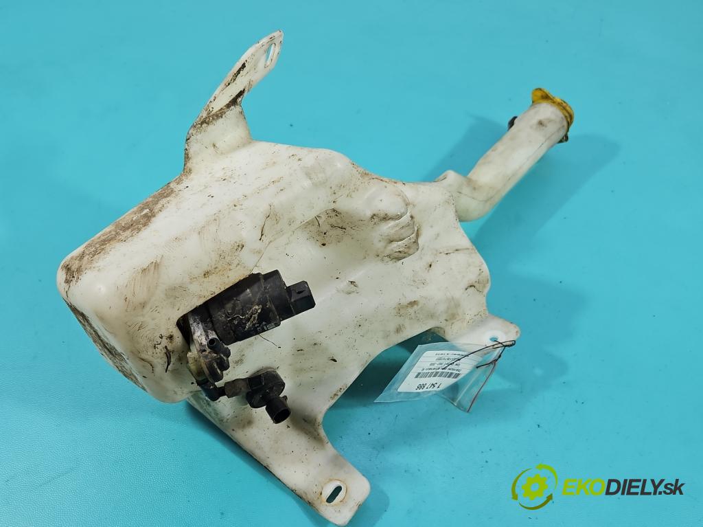 Opel Vectra C 2002-2008 1.9 cdti 120 hp manual 88 kW 1910 cm3 5- nádržka tekutina: ostřikovačů