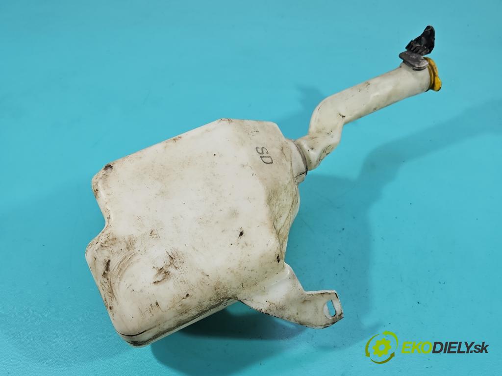 Opel Vectra C 2002-2008 1.9 cdti 120 hp manual 88 kW 1910 cm3 5- nádržka tekutina: ostřikovačů