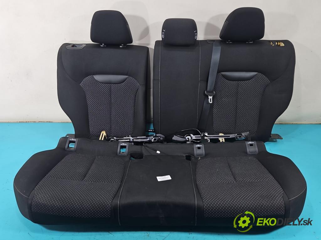 Renault Kadjar 2015-2022 1.2 131 HP manual 96 kW 1197 cm3 5- Pohovka: zadné  (Sedadlo)
