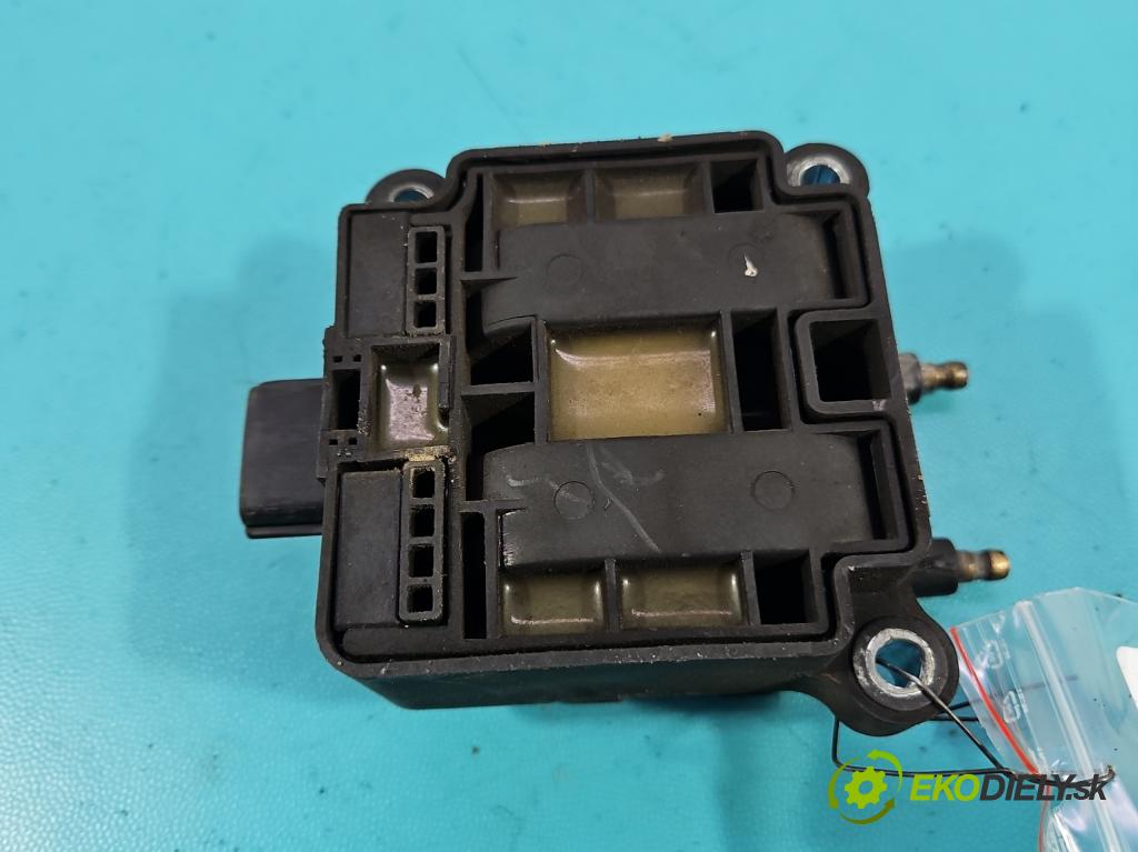 Subaru Forester II SG 2002-2008 2.0 boxer 125 hp manual 92 kW 1994 cm3 5- cívka zapalovací 22433AA410 (Zážehová cívka)