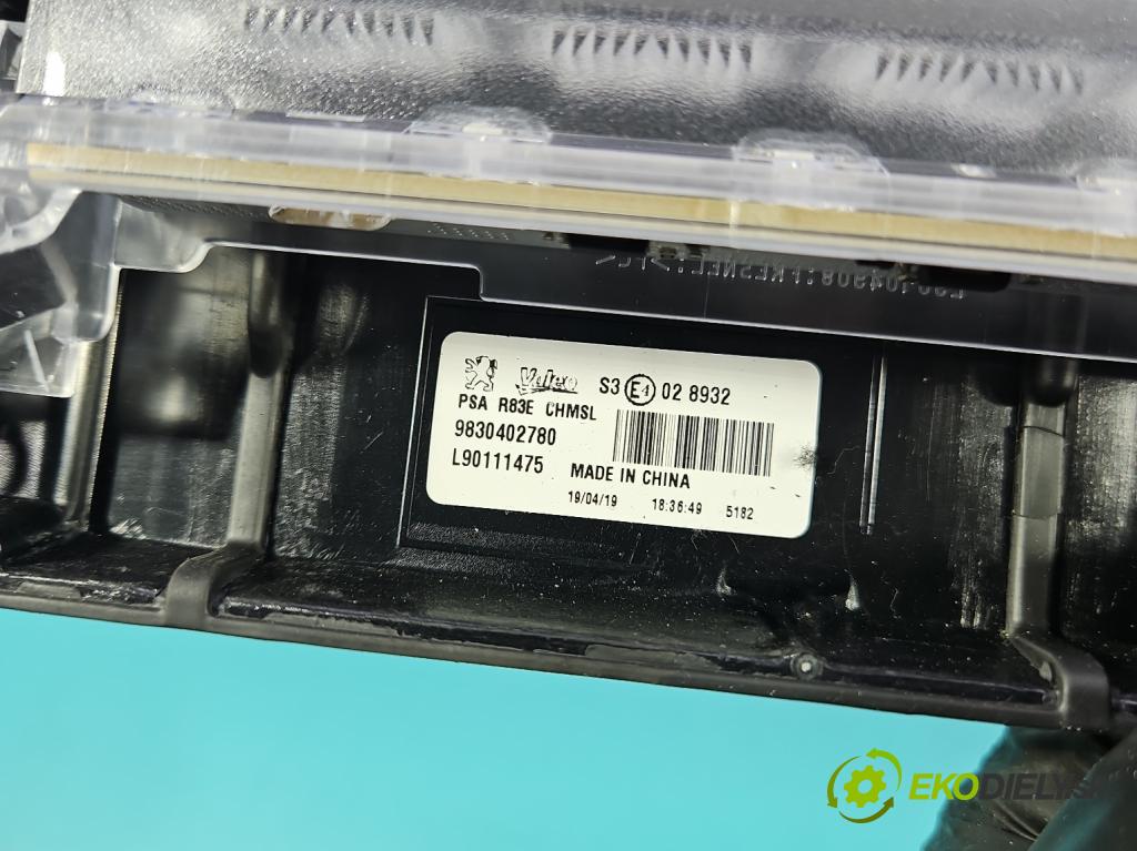 Peugeot 508 II 2018- 1.5 hdi 131 HP manual 96 kW 1499 cm3 5- světlo: stop: 9830402780