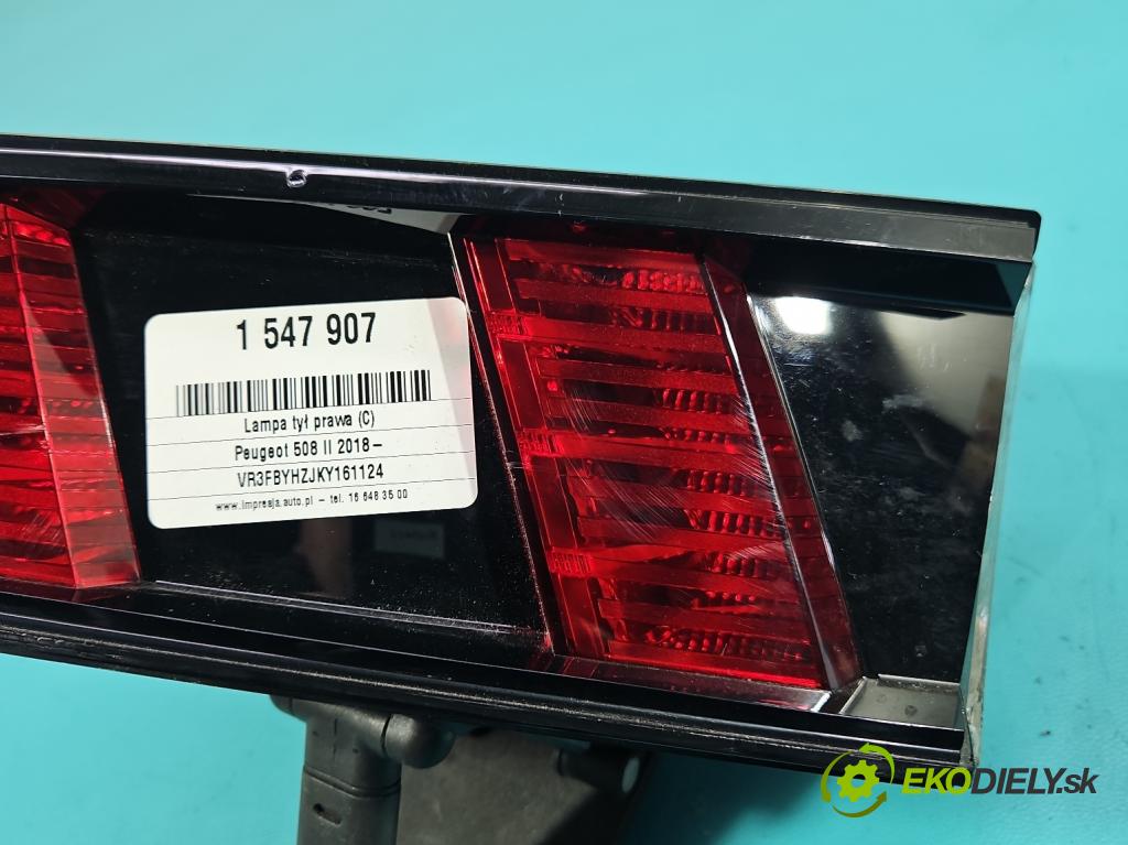 Peugeot 508 II 2018- 1.5 hdi 131 HP manual 96 kW 1499 cm3 5- svetlo / reflektor zadné pravé 9813507980 (Kľučka dverí ostatné)