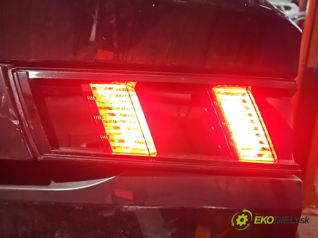 Peugeot 508 II 2018- 1.5 hdi 131 HP manual 96 kW 1499 cm3 5- svetlo / reflektor zadné pravé 9813507980 (Kľučka dverí ostatné)