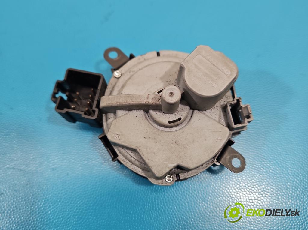 Volvo S40 II 2004-2012 2.0d 136 HP manual 100 kW 1997 cm3 4- Spínačka 30737157 (Spínacia skrinka)