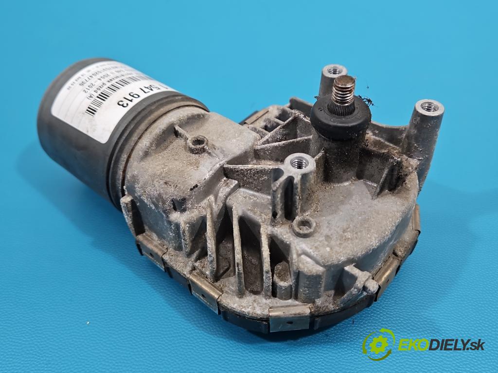 Volvo S40 II 2004-2012 2.0d 136hp manual 100 kW 1997 cm3 4- motor stěračů přední 30699344