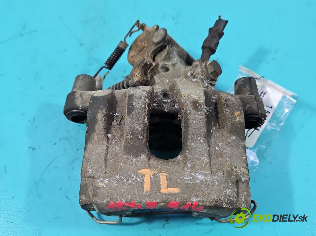 Opel Vectra C 2002-2008 1.9 cdti 120 hp manual 88 kW 1910 cm3 5- brzdič zadní levý  (Klika dveří ostatní)