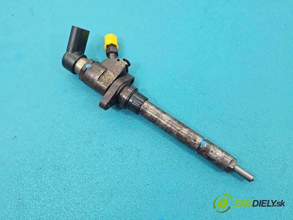 Volvo S40 II 2004-2012 2.0d 136 HP manual 100 kW 1997 cm3 4- vstrek 9657144580 (Vstrekovač paliva)