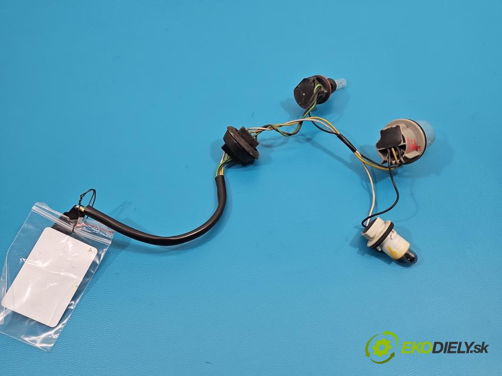 Renault Megane III 2008-2016 1.5 dci 106 HP manual 78 kW 1461 cm3 5- Zväzok: ostatné