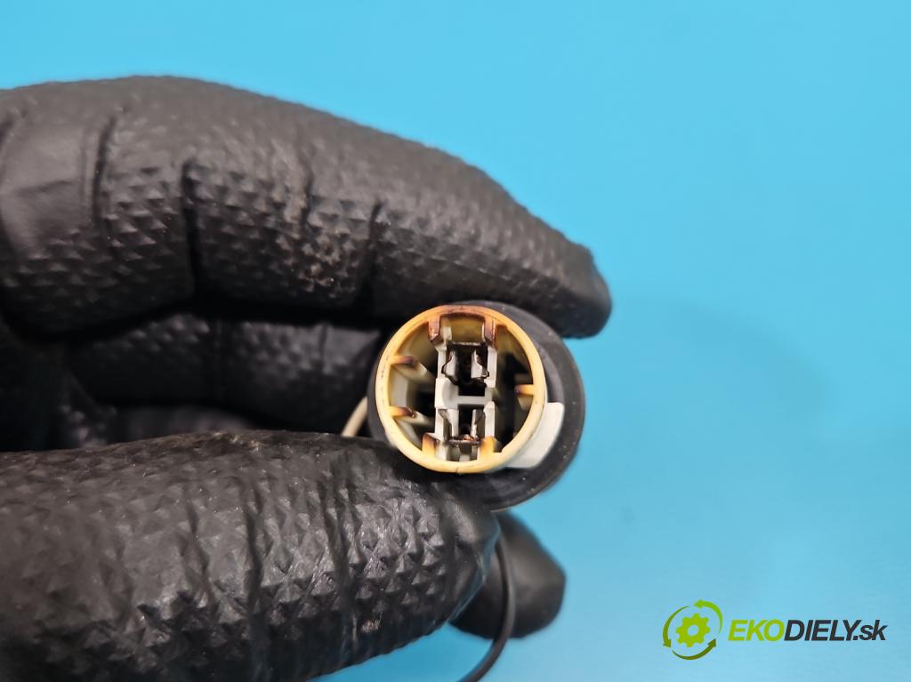 Renault Megane III 2008-2016 1.5 dci 106 HP manual 78 kW 1461 cm3 5- Zväzok: ostatné