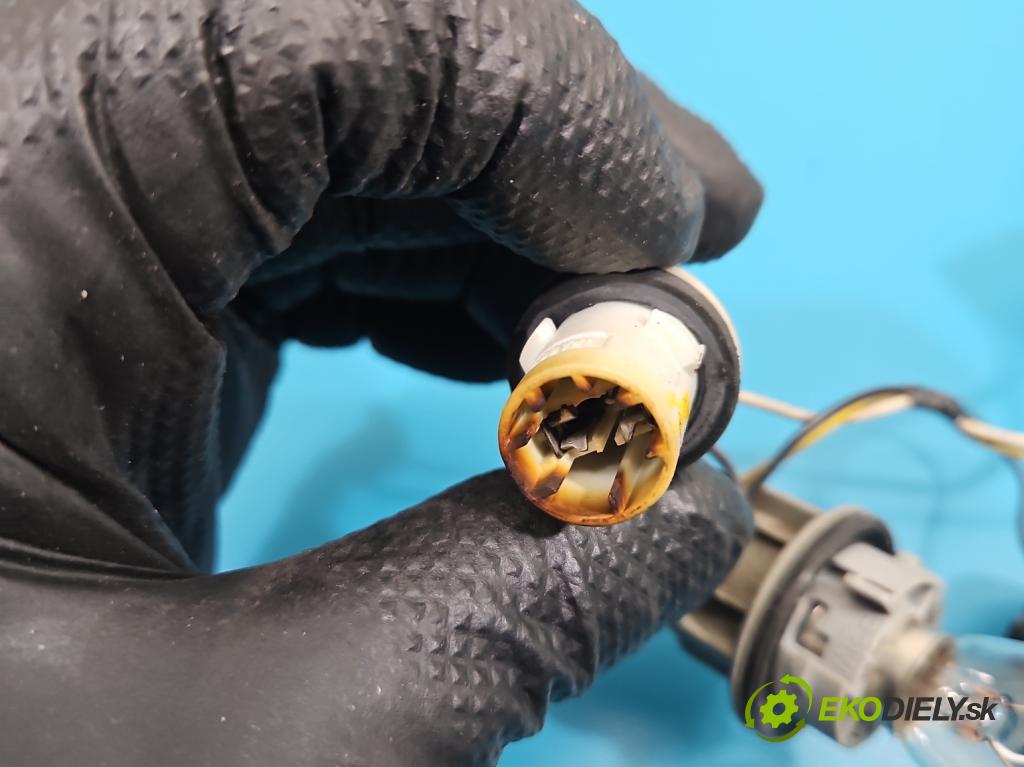 Renault Megane III 2008-2016 1.5 dci 106 HP manual 78 kW 1461 cm3 5- Zväzok: ostatné