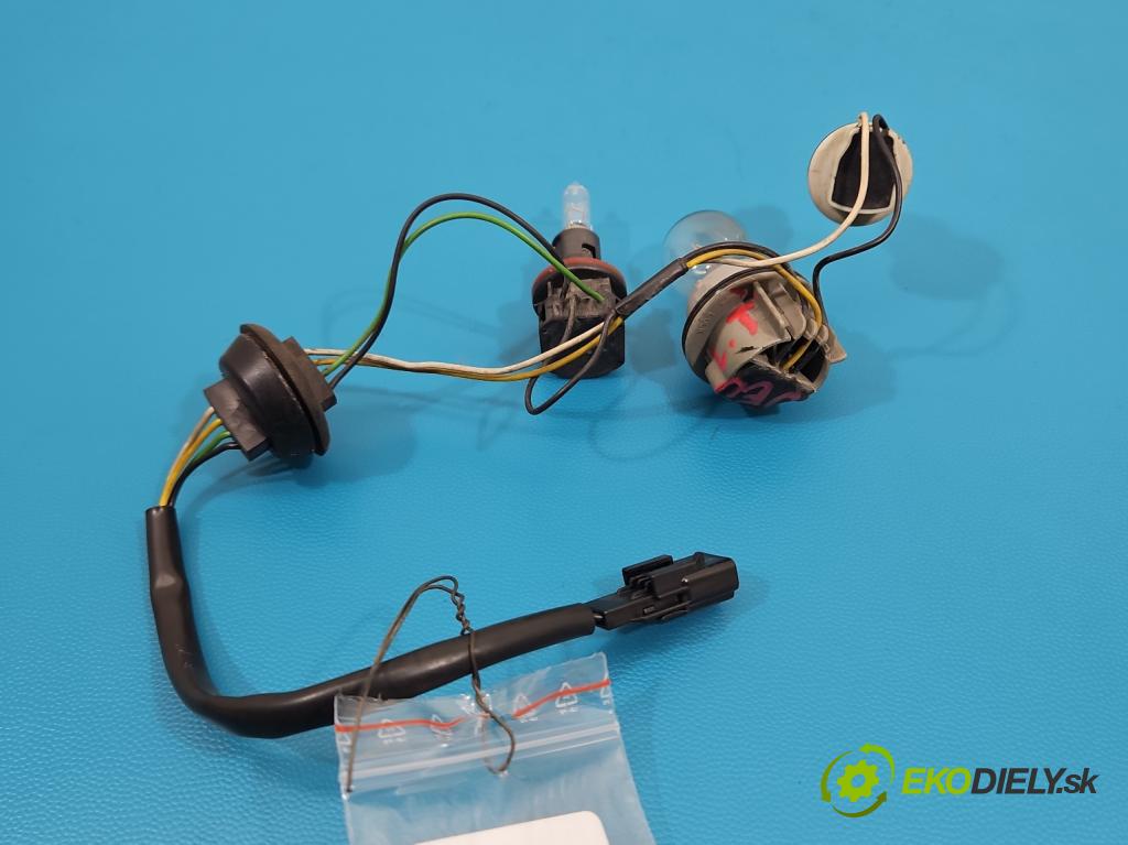 Renault Megane III 2008-2016 1.5 dci 106 HP manual 78 kW 1461 cm3 5- Zväzok: ostatné