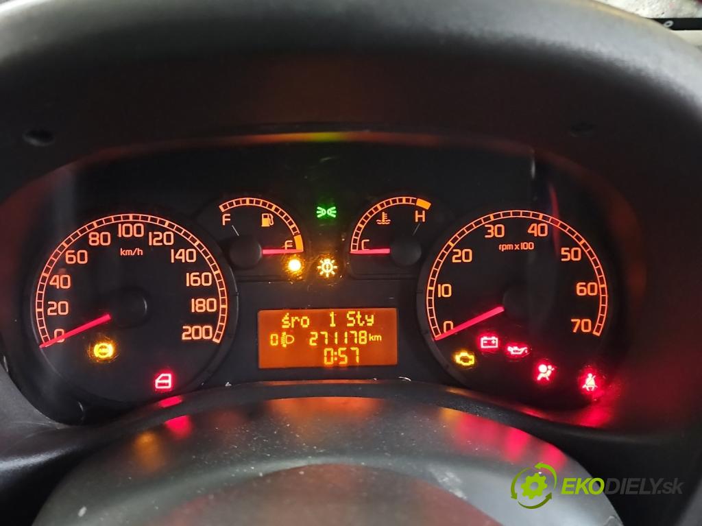Fiat Doblo I 2001-2010 1.9 jtd 120 HP manual 88 kW 1910 cm3 5- prístrojovka/ budíky 51761688 (Prístrojová doska)