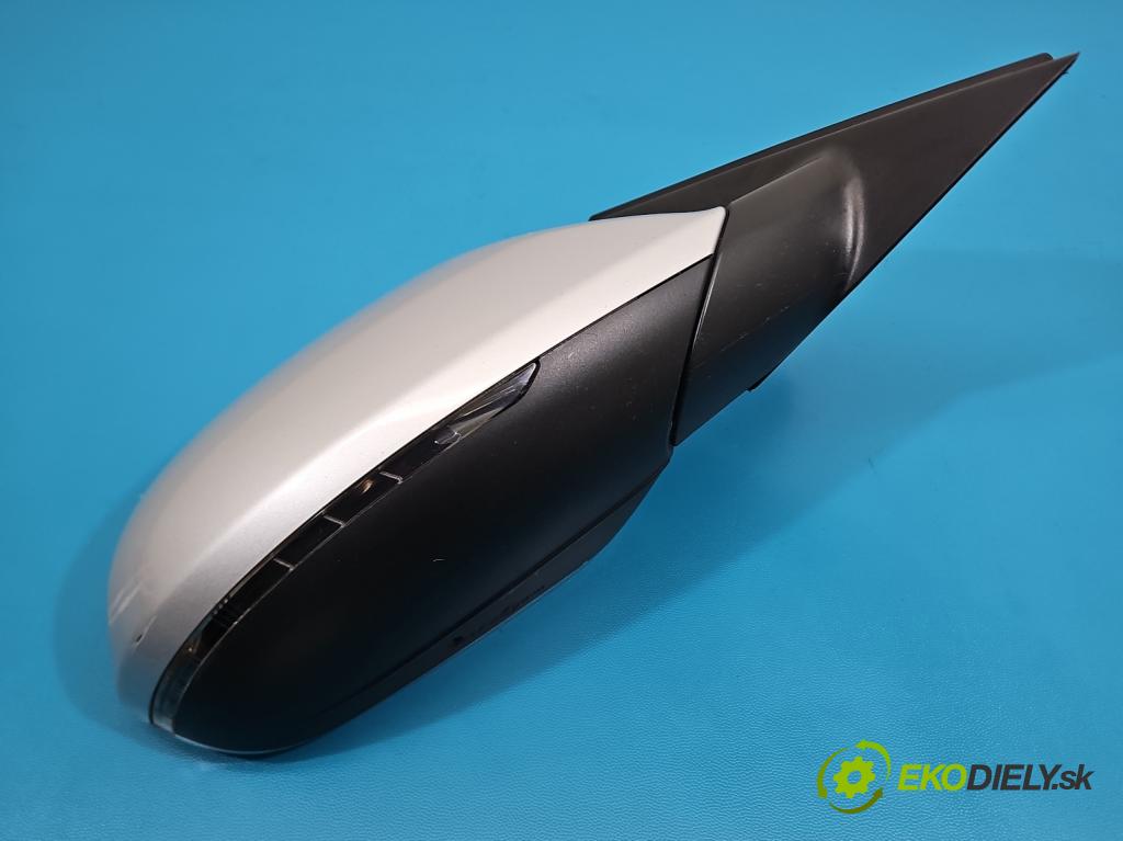 Audi A6 C7 2011-2018 2.0 TFSI 179KM automatic 132 kW 1984 cm3 4- zpětné zrcátko pravé  (Klika dveří ostatní)