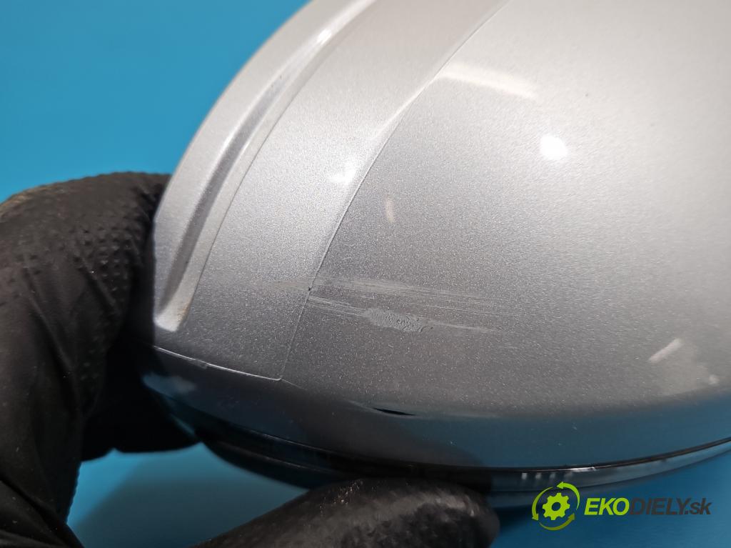 Audi A6 C7 2011-2018 2.0 TFSI 179KM automatic 132 kW 1984 cm3 4- zpětné zrcátko pravé  (Klika dveří ostatní)