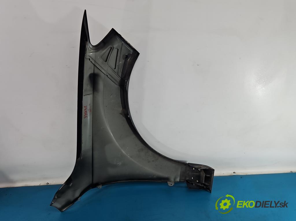 Audi Q7 2005-2015 4.2 TDI 326KM automatic 240 kW 4134 cm3 5- blatnik přední levý  (Levý přední blatník)