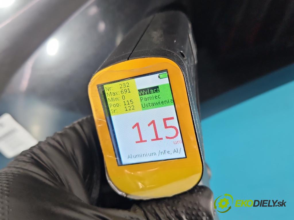 Audi Q7 2005-2015 4.2 TDI 326KM automatic 240 kW 4134 cm3 5- blatnik přední levý  (Levý přední blatník)