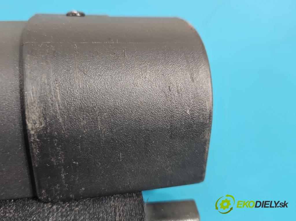 Renault Kadjar 2015-2022 1.2 131 hp manual 96 kW 1197 cm3 5- roleta 799228161R (Roleta zavazadlového prostoru)