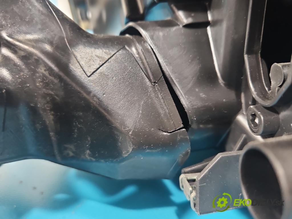 Renault Kadjar 2015-2022 1.2 131 hp manual 96 kW 1197 cm3 5- radiátor 272707975R (Radiátor topení)