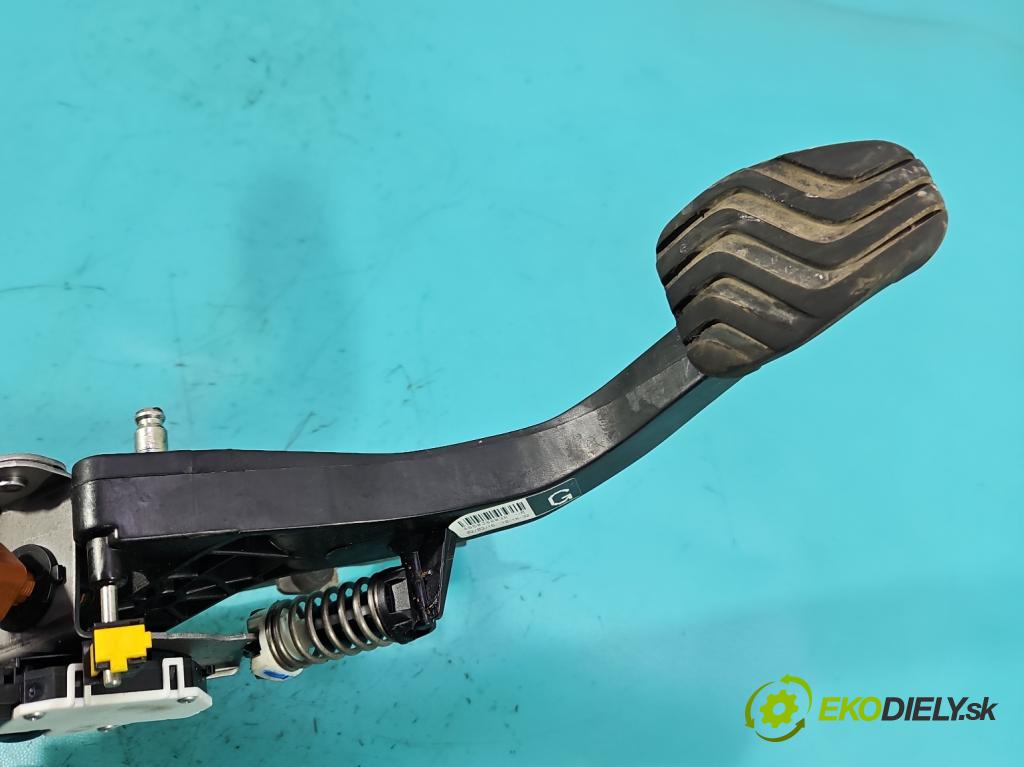 Renault Kadjar 2015-2022 1.2 131 HP manual 96 kW 1197 cm3 5- pedále ostatné 465038803R