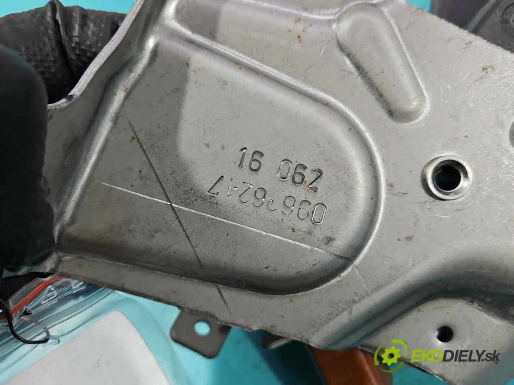 Renault Kadjar 2015-2022 1.2 131 HP manual 96 kW 1197 cm3 5- pedále ostatné 465038803R