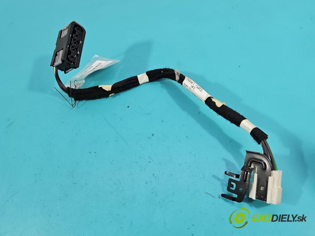 Renault Kadjar 2015-2022 1.2 131 hp manual 96 kW 1197 cm3 5- Balíček: desky: přístrojová deska: 115128816R