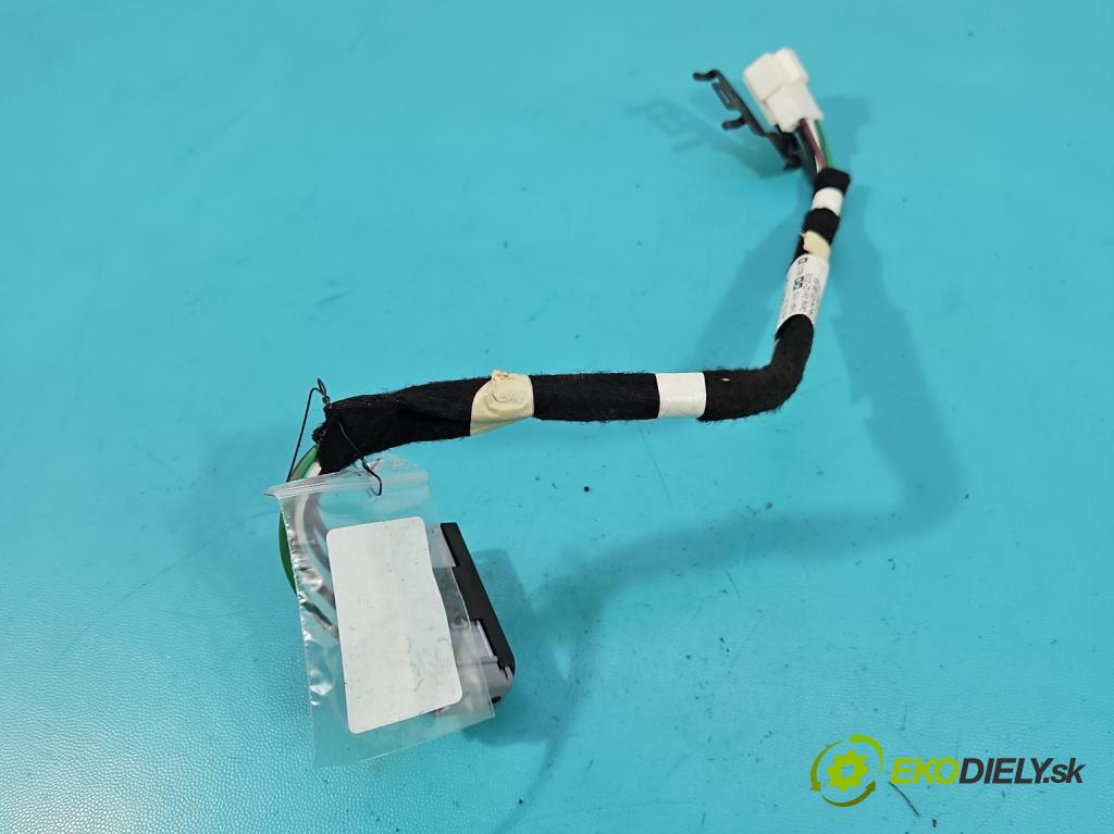 Renault Kadjar 2015-2022 1.2 131 hp manual 96 kW 1197 cm3 5- Balíček: desky: přístrojová deska: 115128816R