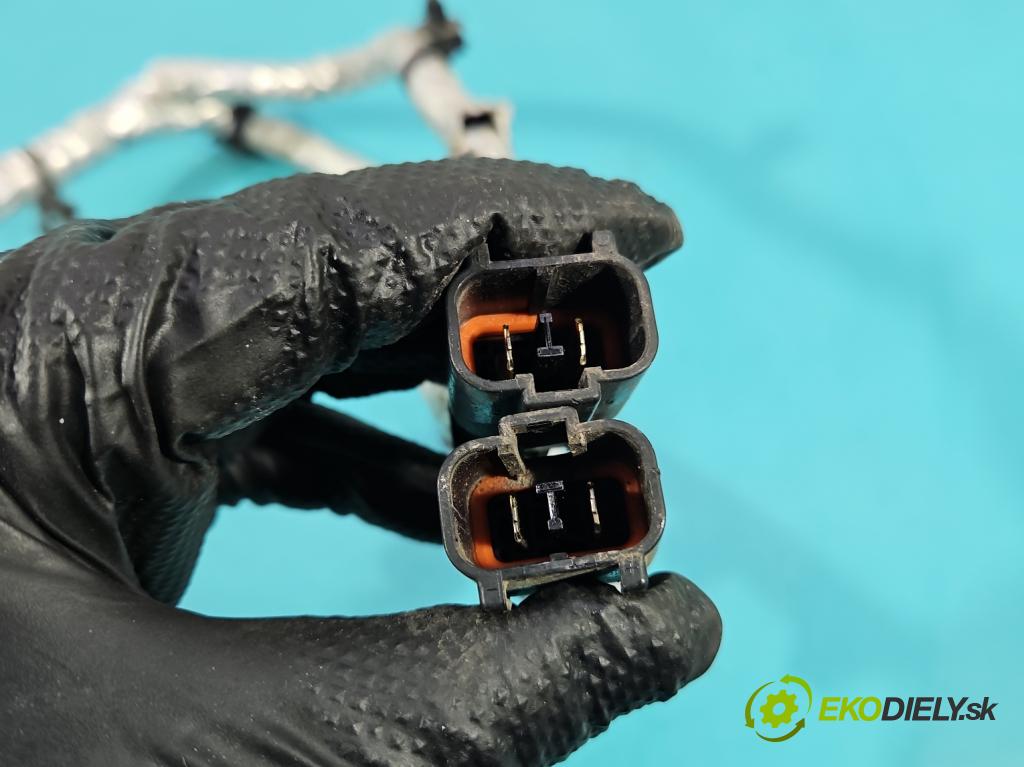 Renault Kadjar 2015-2022 1.2 131 HP manual 96 kW 1197 cm3 5- Zväzok: ostatné 241101400R