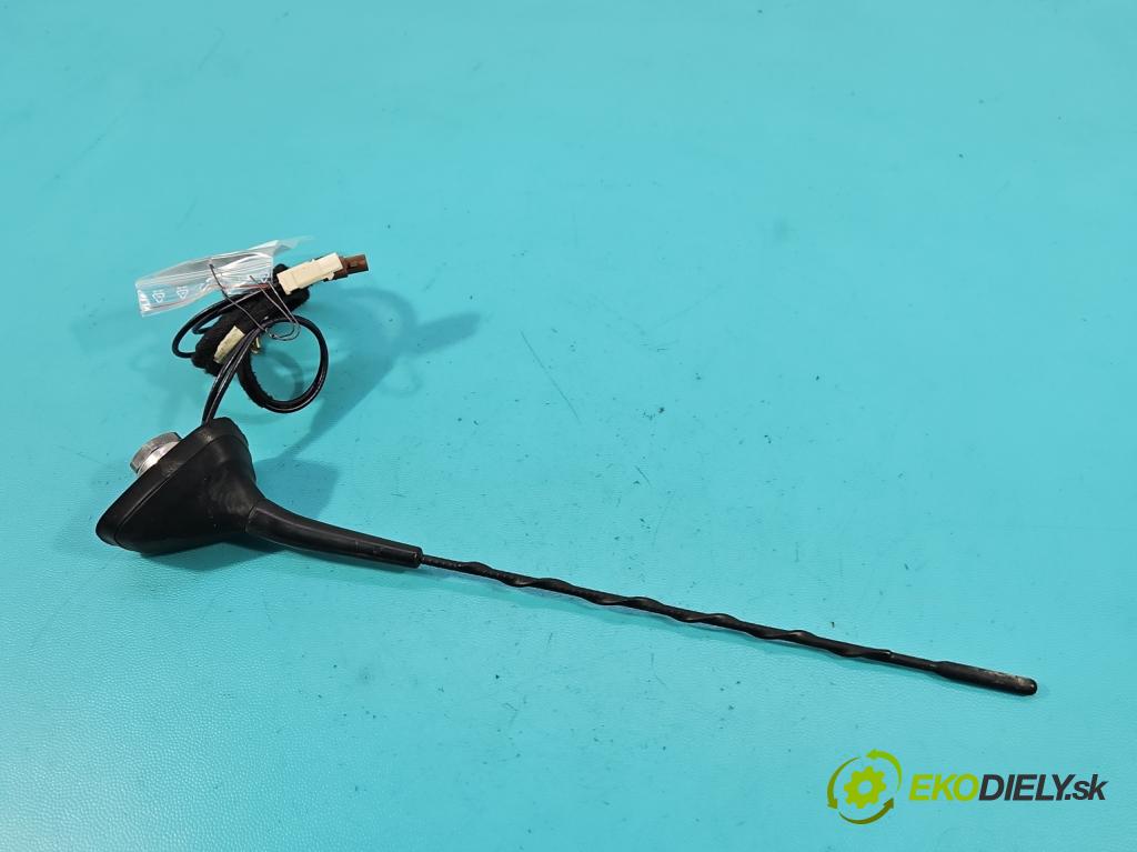 Renault Kadjar 2015-2022 1.2 131 HP manual 96 kW 1197 cm3 5- Antena 26R023002