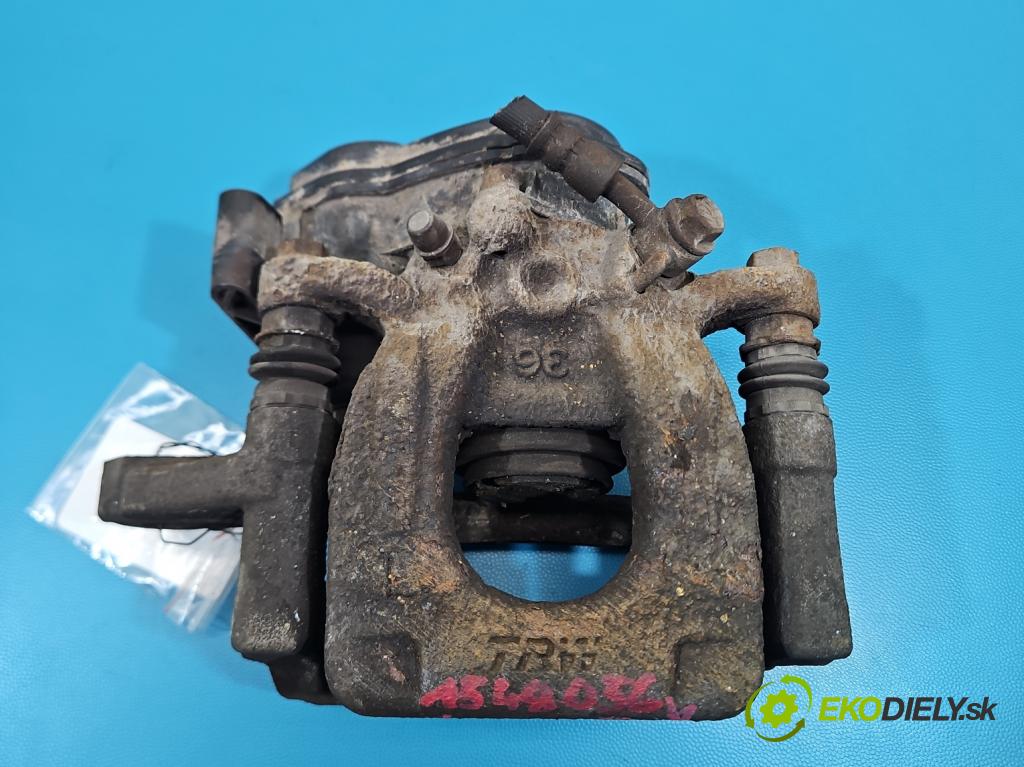 Renault Kadjar 2015-2022 1.2 131 HP manual 96 kW 1197 cm3 5- brzdič zadné ľavý  (Kľučka dverí ostatné)