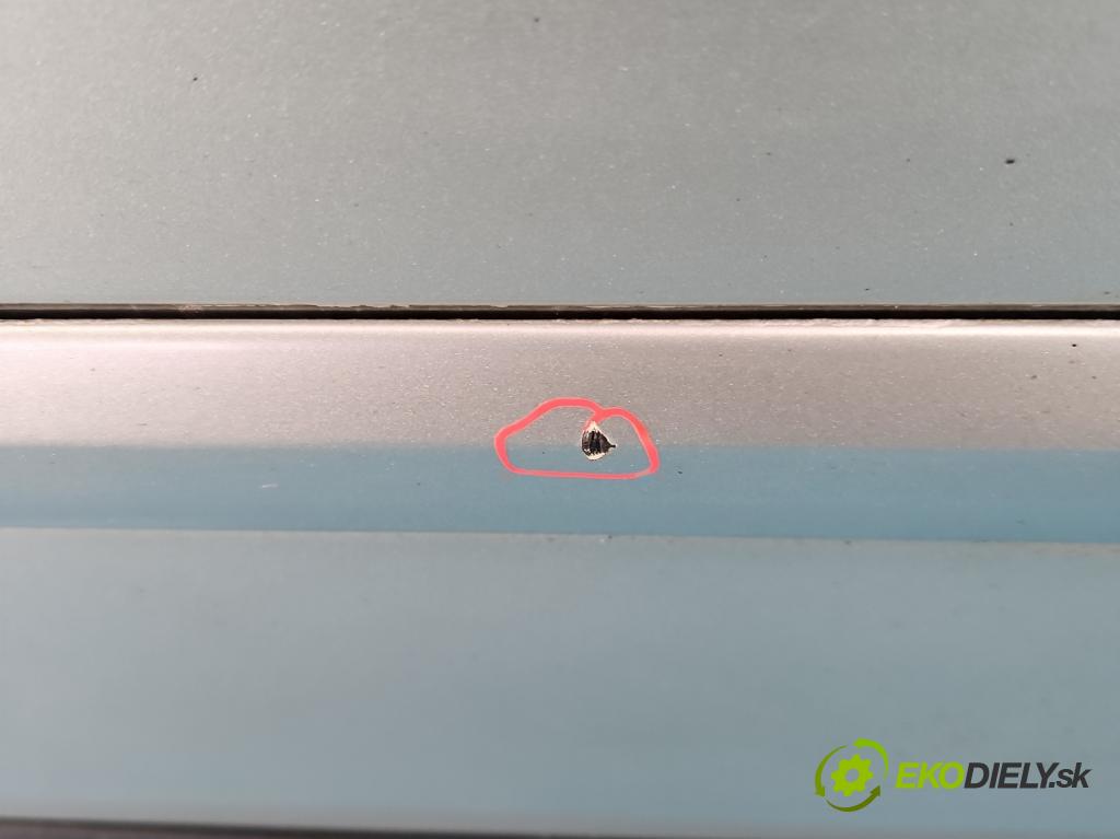 Volvo S40 II 2004-2012 2.0d 136 HP manual 100 kW 1997 cm3 4- dvere predné ľavé  (Kľučka dverí ostatné)