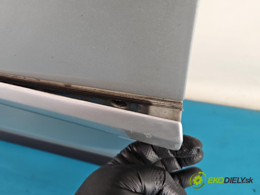 Volvo S40 II 2004-2012 2.0d 136 HP manual 100 kW 1997 cm3 4- dvere predné ľavé  (Kľučka dverí ostatné)