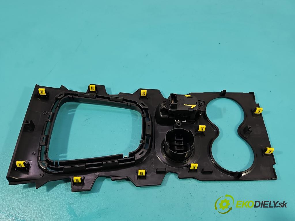 Renault Kadjar 2015-2022 1.2 131 HP manual 96 kW 1197 cm3 5- kryt plast 363214222R