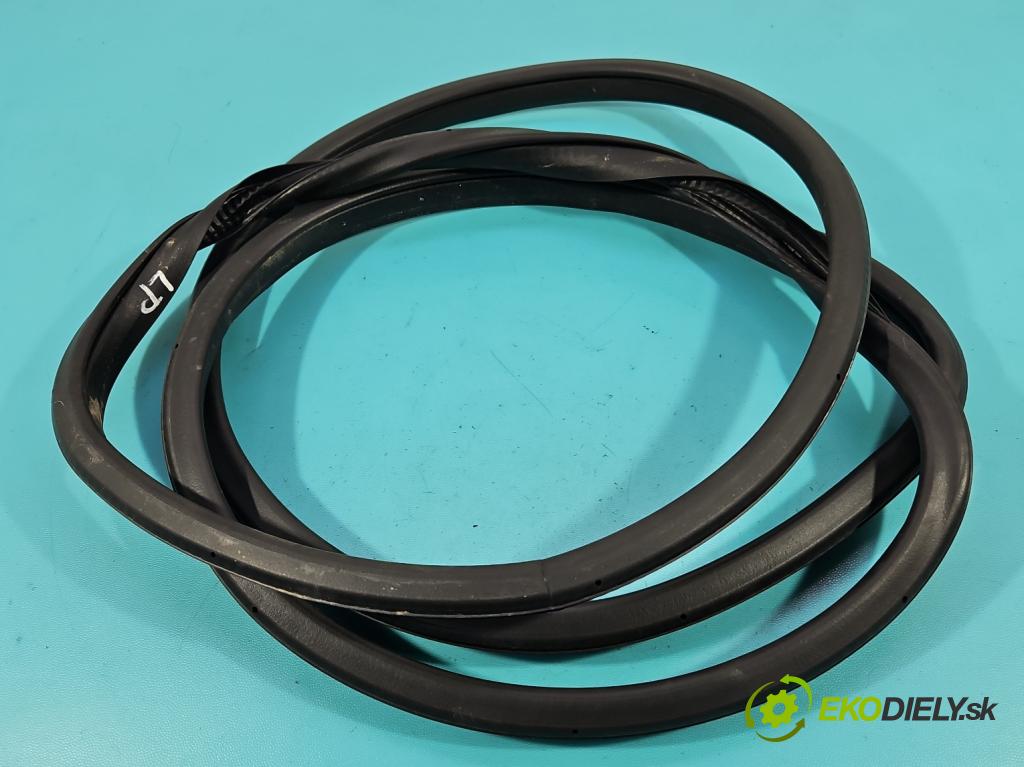 Renault Kadjar 2015-2022 1.2 131 hp manual 96 kW 1197 cm3 5- Těsnění: dveře přední levé