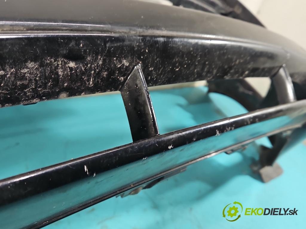 Audi Q7 2005-2015 4.2 TDI 326KM automatic 240 kW 4134 cm3 5- nárazník predné 4L0807083 (Kľučka dverí ostatné)