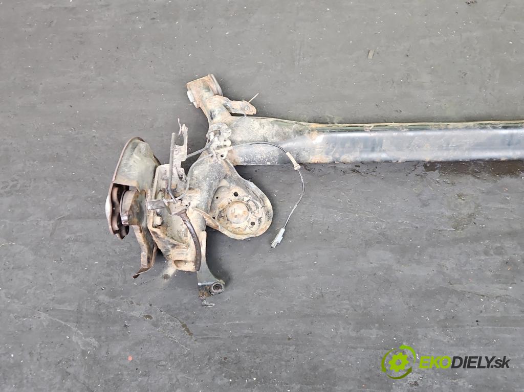 Renault Kadjar 2015-2022 1.2 131 hp manual 96 kW 1197 cm3 5- zadní výztuha  (Zadní výztuha)