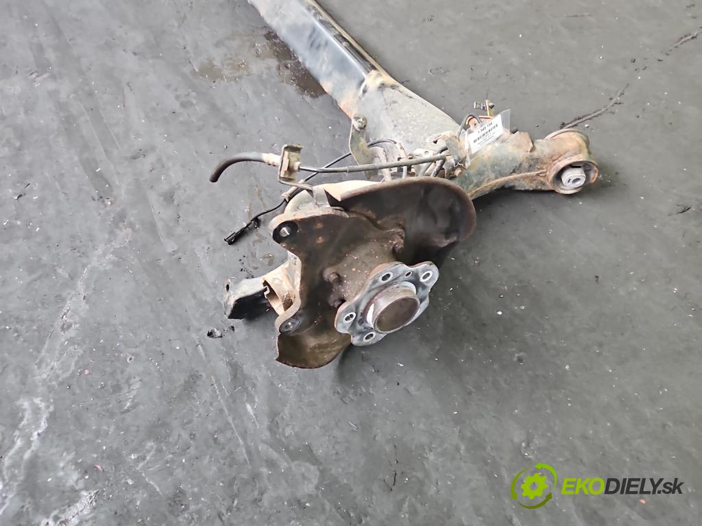 Renault Kadjar 2015-2022 1.2 131 hp manual 96 kW 1197 cm3 5- zadní výztuha  (Zadní výztuha)