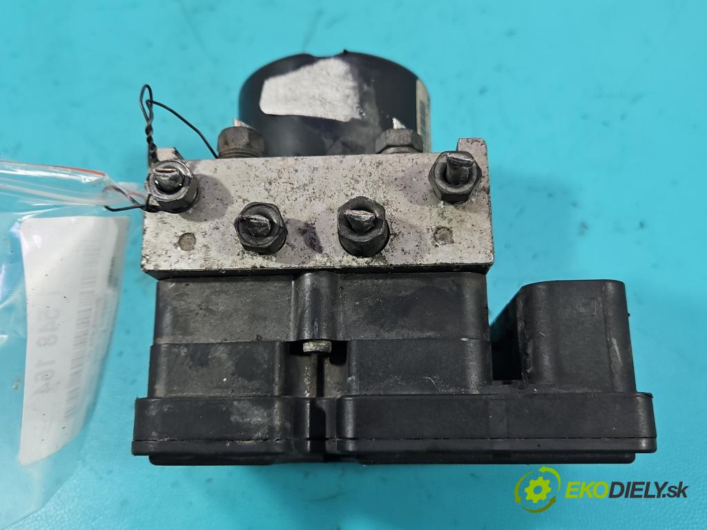 Renault Megane III 2008-2016 1.5 dci 106 HP manual 78 kW 1461 cm3 5- čerpadlo abs 476606747R (Pumpa ABS)