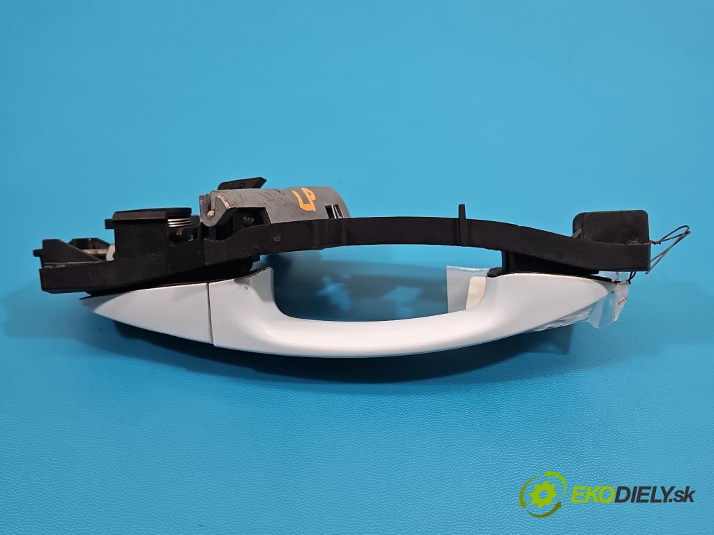 Ford Fiesta Mk7 2008-2017 1.2 16V 82 HP manual 60 kW 1242 cm3 3- rukoväť predné ľavé mimo: 8A61-A224A3-AG (Kľučka dverí vonkajšia predná ľavá)