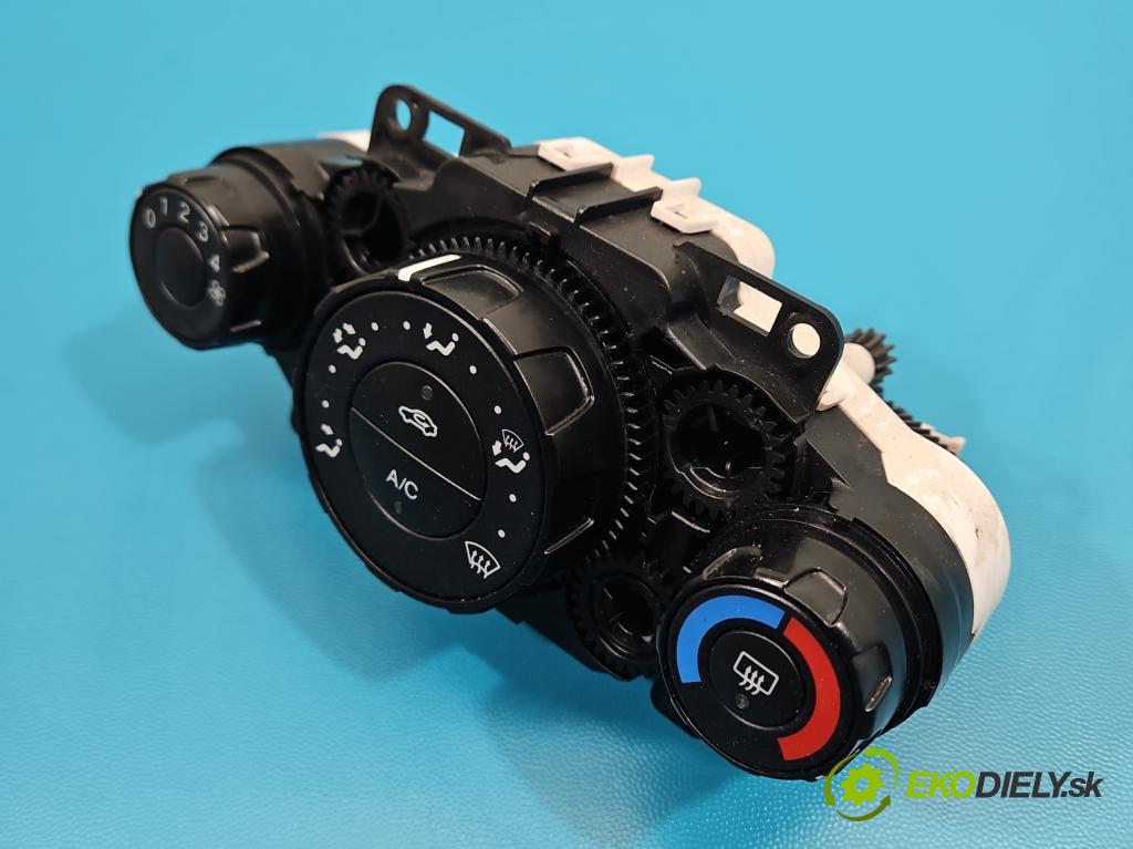 Ford Fiesta Mk7 2008-2017 1.2 16V 82 HP manual 60 kW 1242 cm3 3- panel kúrenia 8A61-19980-AE