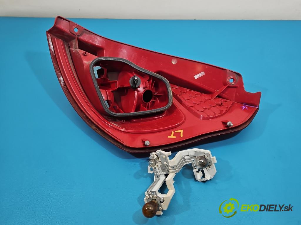 Ford Fiesta Mk7 2008-2017 1.2 16V 82 HP manual 60 kW 1242 cm3 3- svetlo / reflektor zadné ľavé 8A61-13405-A (Kľučka dverí ostatné)